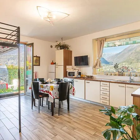 Location Piano Terra Con Giardino Privato Lejlighed Sondrio